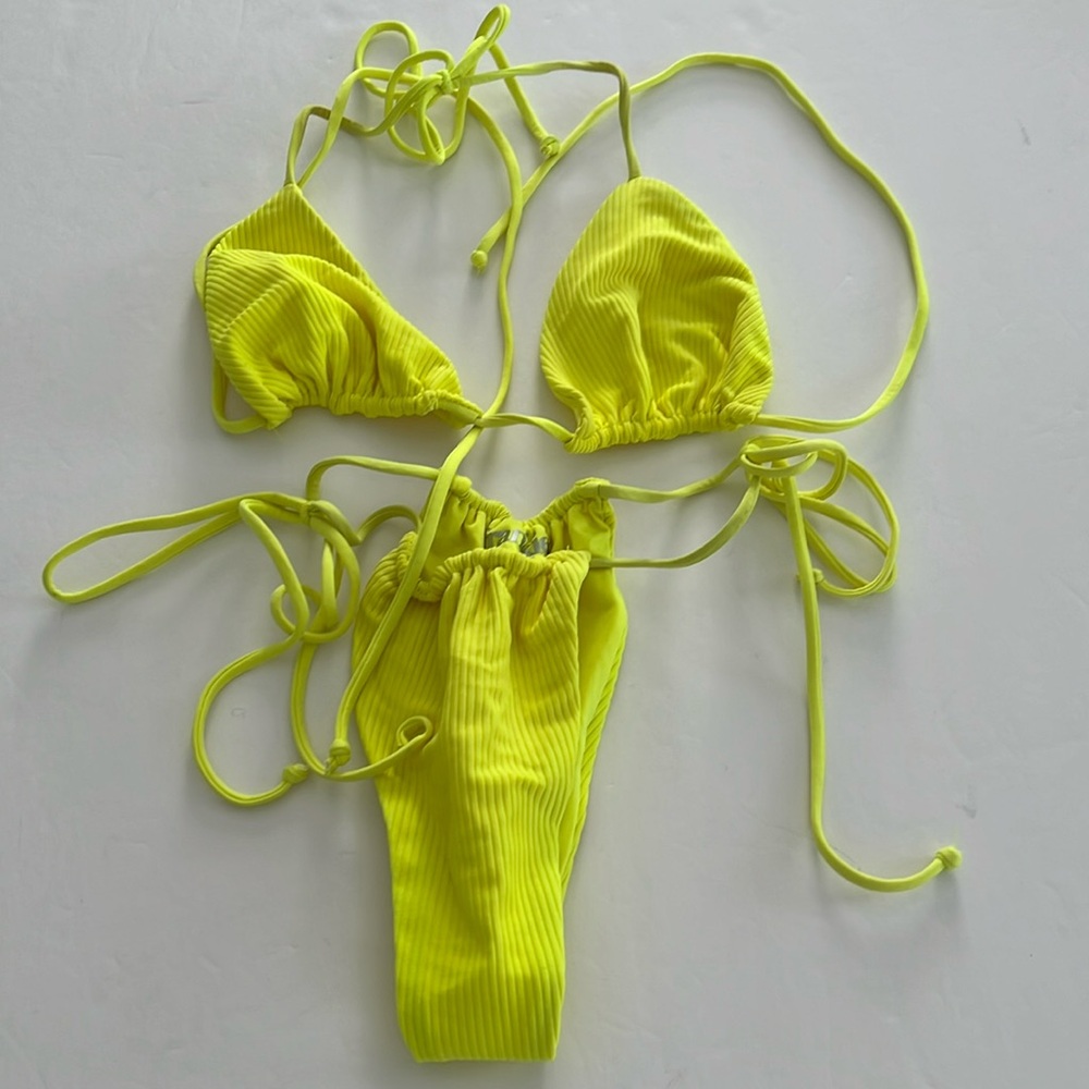 Frankie’s Bikinis